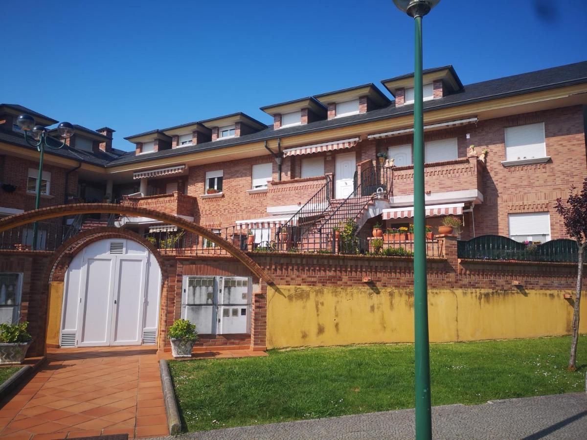 Apartamento Costa Cantabria Cuchia 外观 照片